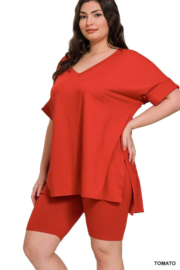 PLUS SIZE V-NCEK HI-LOW HEM TOP & BIKER SHORTS SET