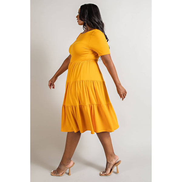 74282CD  PLUS SIZE SHORT SLEEVE TIERED DRESS