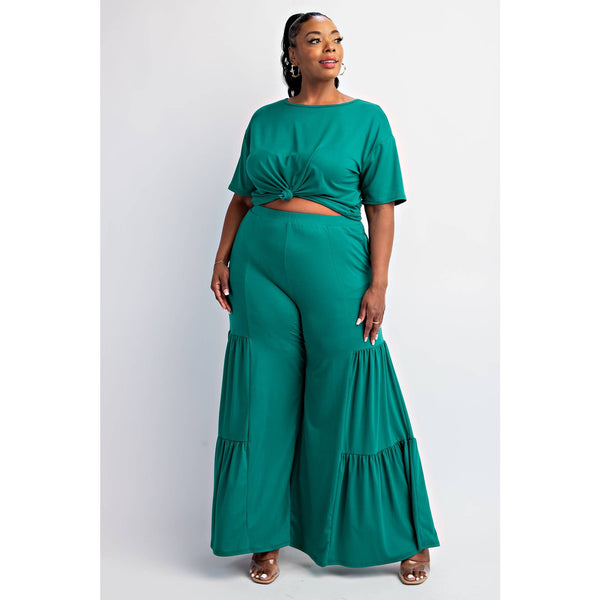 PLUS SIZE SHORT SLEEVE TOP AND WIDE TIERED LEG PANTS SET