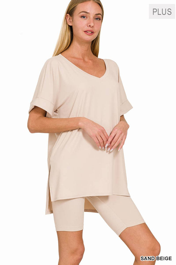 PLUS SIZE V-NCEK HI-LOW HEM TOP & BIKER SHORTS SET