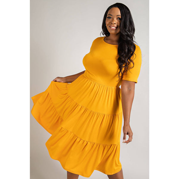 74282CD  PLUS SIZE SHORT SLEEVE TIERED DRESS