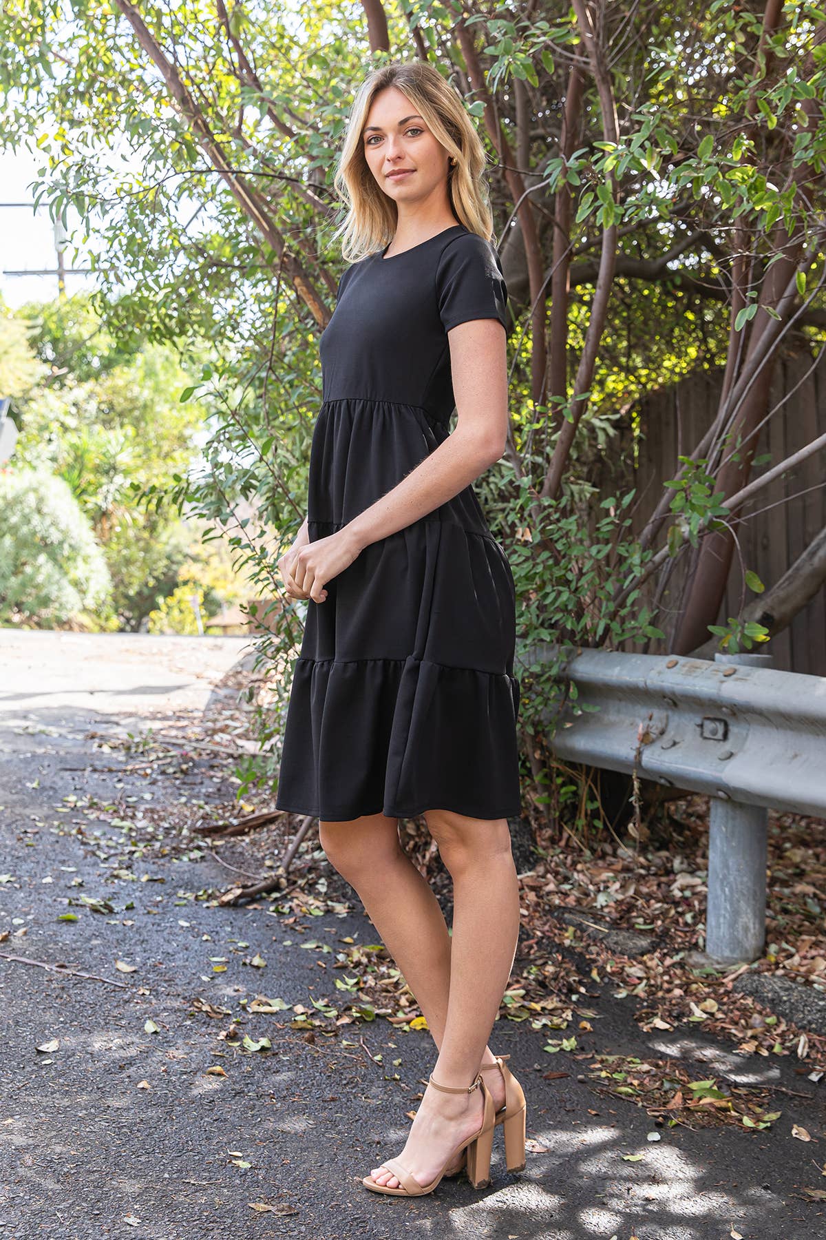 YMD10130V-SHORT SLEEVE SOLID TIERED DRESS