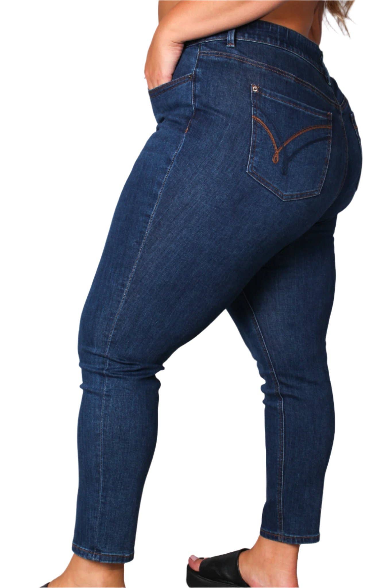 Women's Plus Mid Rise Skinny Leg Denim Jeans 