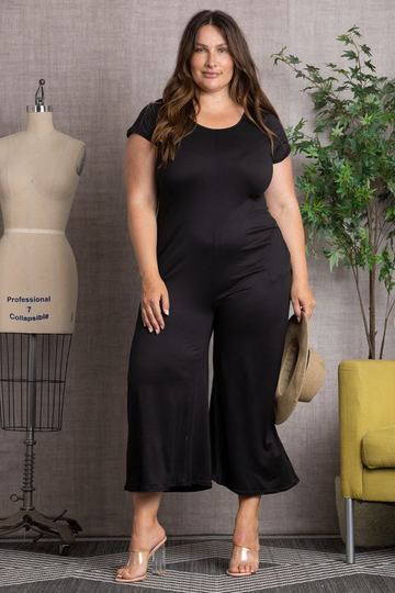 BLACK SHORT SLEEVES WIDE LEG PLUS SIZE JUMPSUIT 