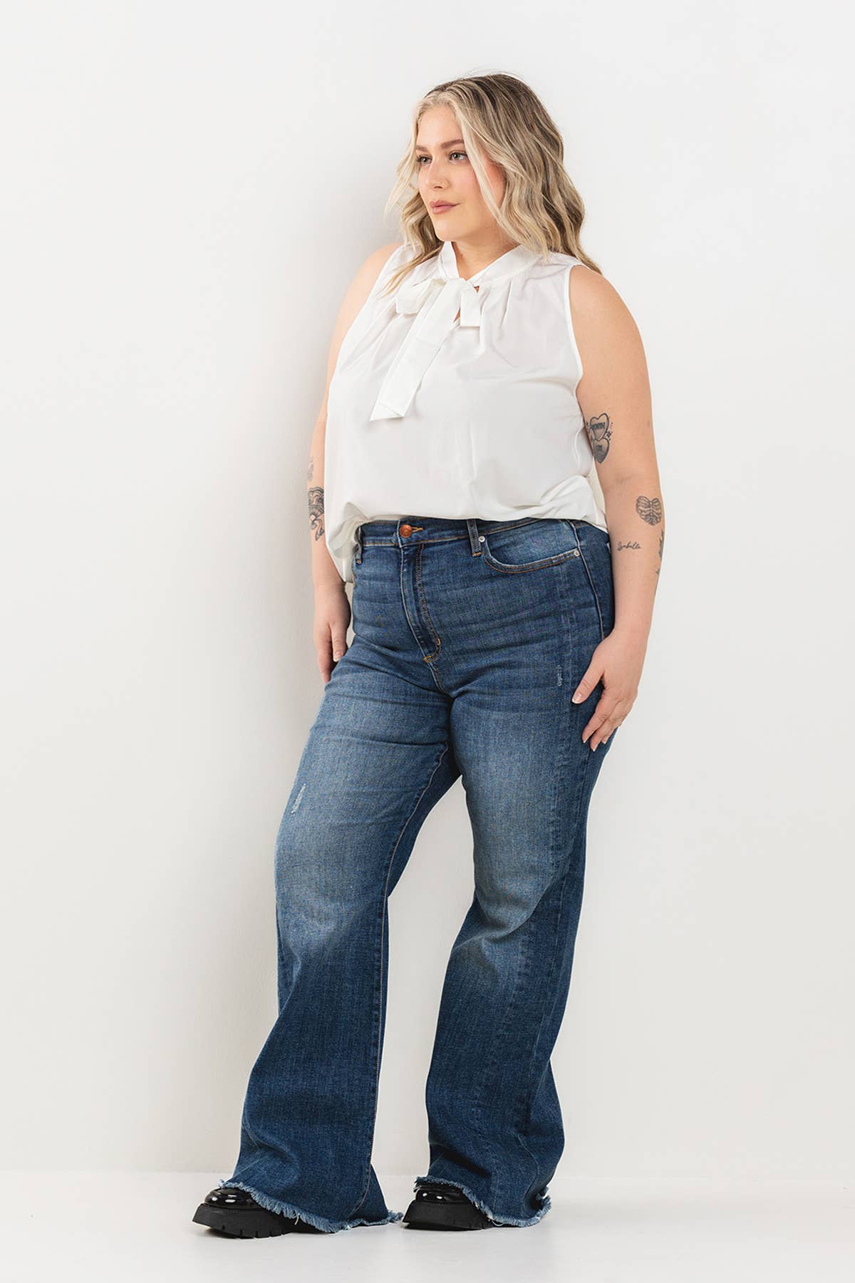CATHERINE STRETCH FLARE JEANS