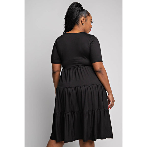 74282CD  PLUS SIZE SHORT SLEEVE TIERED DRESS