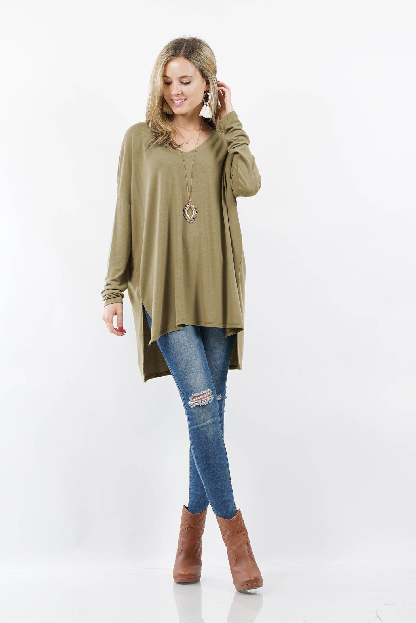 DOLMAN LONG SLEEVE V-NECK SIDE SLIT HI-LOW HEM TOP