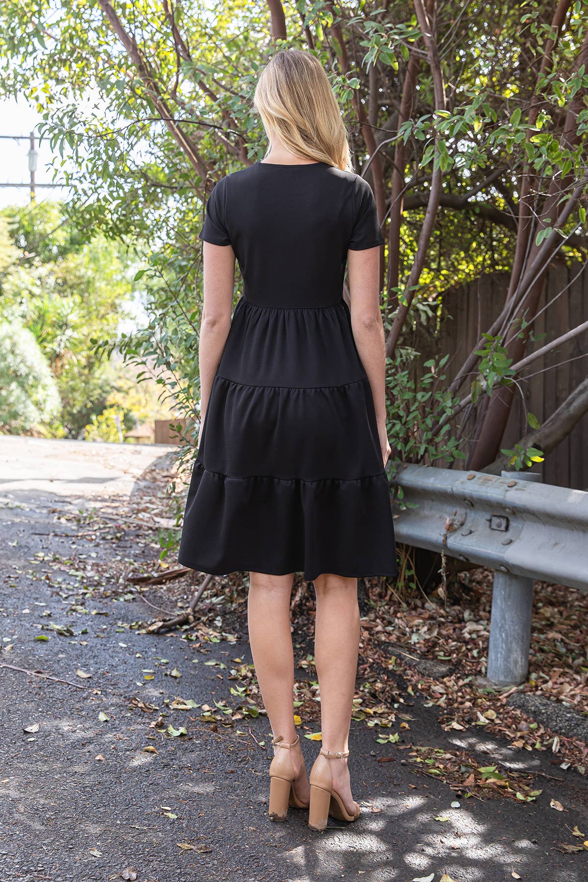 YMD10130V-SHORT SLEEVE SOLID TIERED DRESS