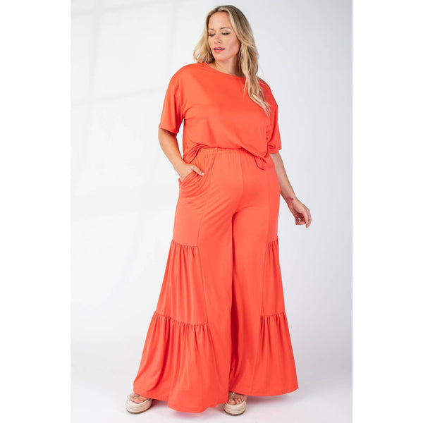 PLUS SIZE SHORT SLEEVE TOP AND WIDE TIERED LEG PANTS SET