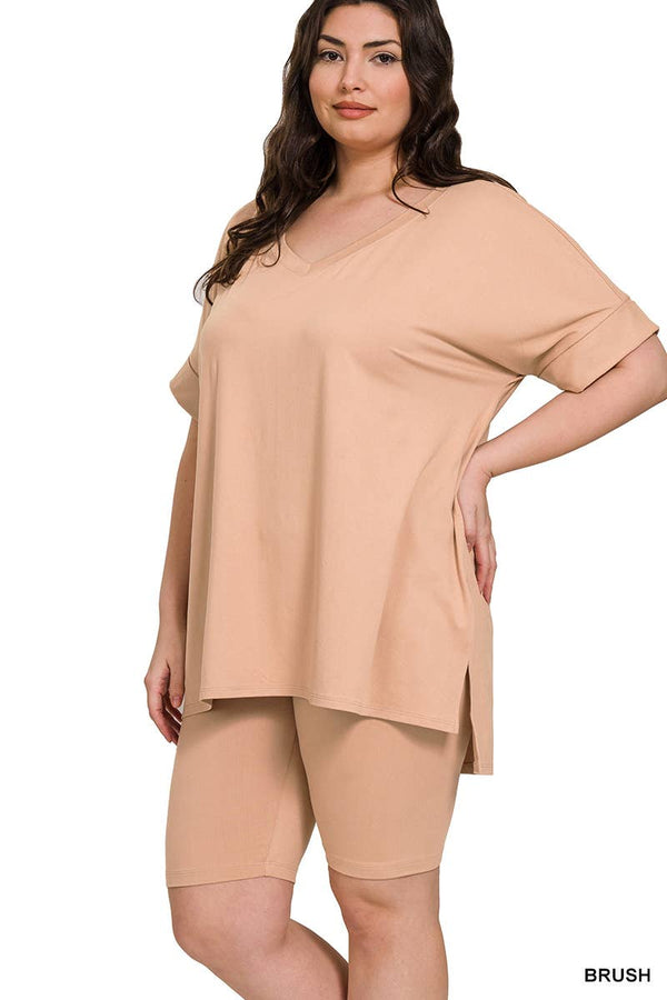 PLUS SIZE V-NCEK HI-LOW HEM TOP & BIKER SHORTS SET