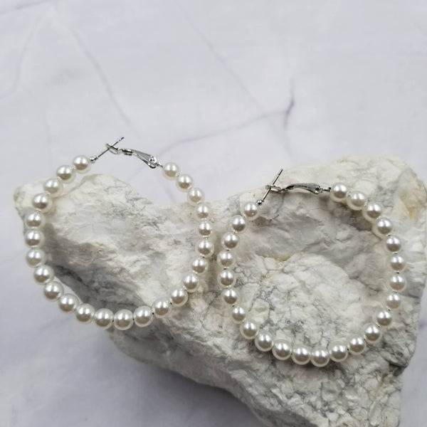 Pearls Beaded Hoop Earring