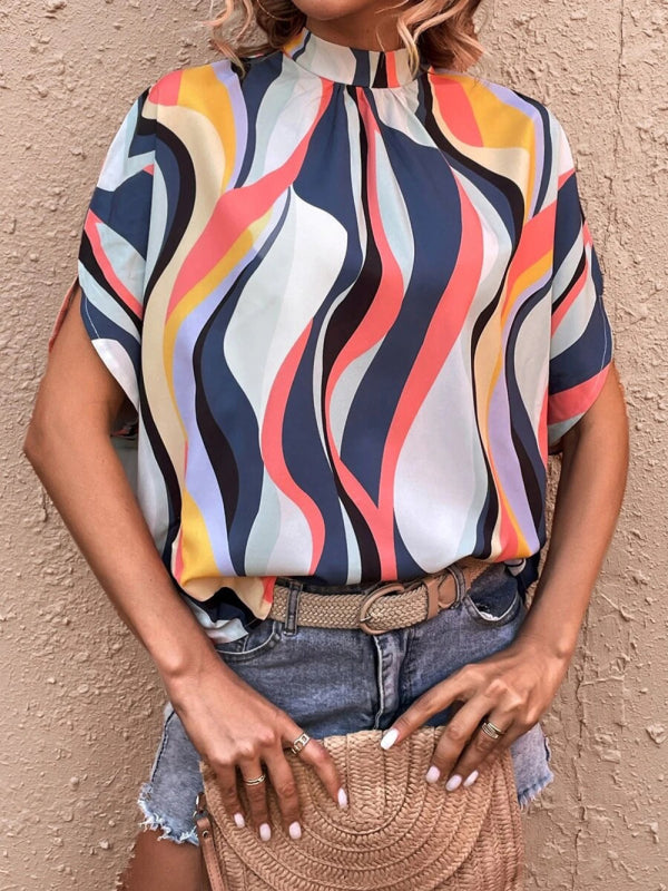 Women's Zigzag Mock Neck Tie-back Crop Top
